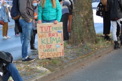 p-200925-153711-klimastreikbo-tb-img-4042
