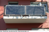 Friedensenergie : Vorstellung / Erklärung / Motivation Solar – Balkonmodul